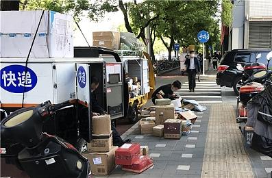 《拳皇15》发布最新预告片 将于明年第一季度正式发售